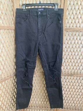 Abercrombie & Fitch Black Ripped Skinny Jeans